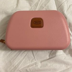 Qatar airlines traveling cosmetic bag
